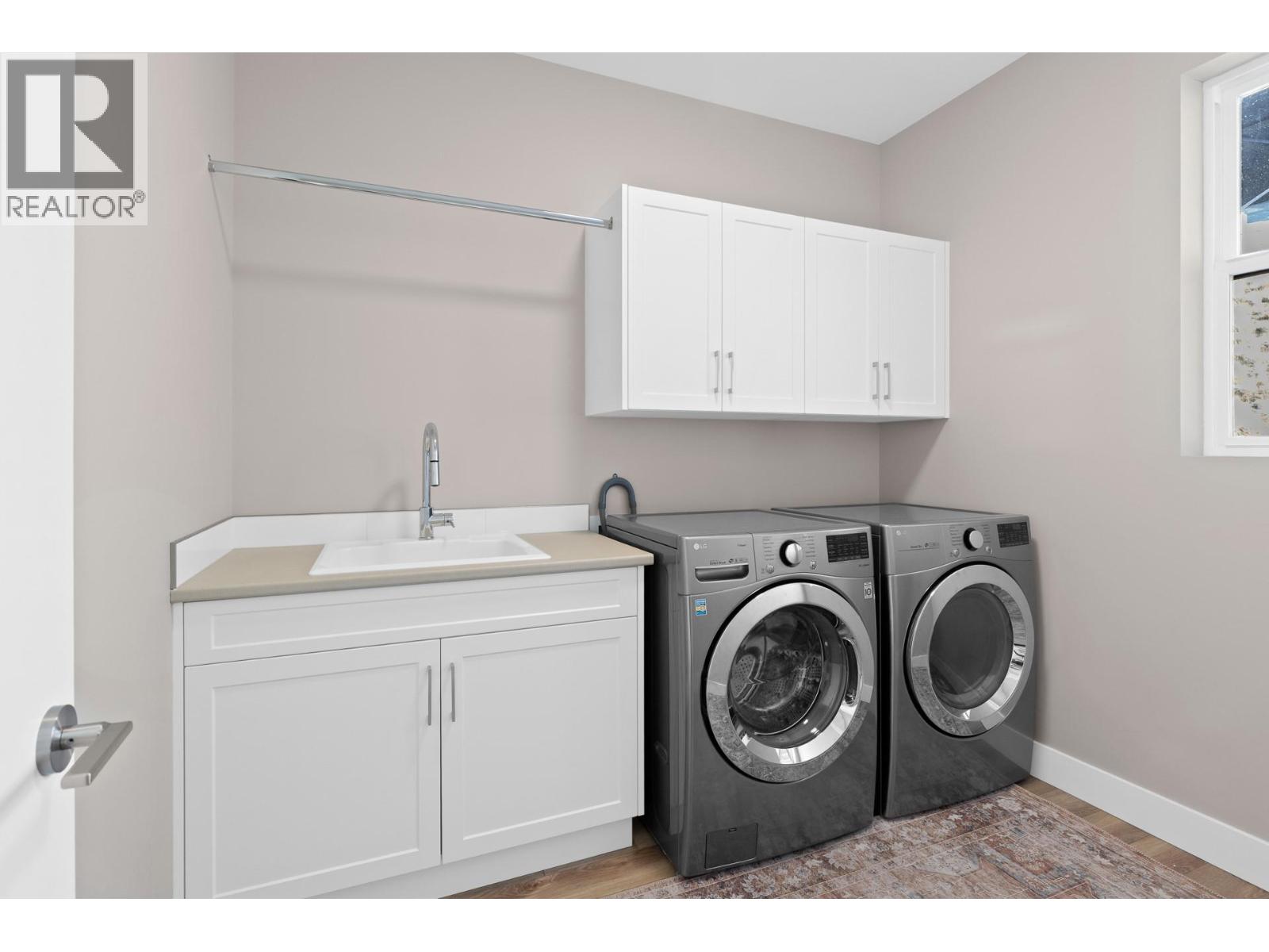 3605 Mckinley Beach Drive, Kelowna