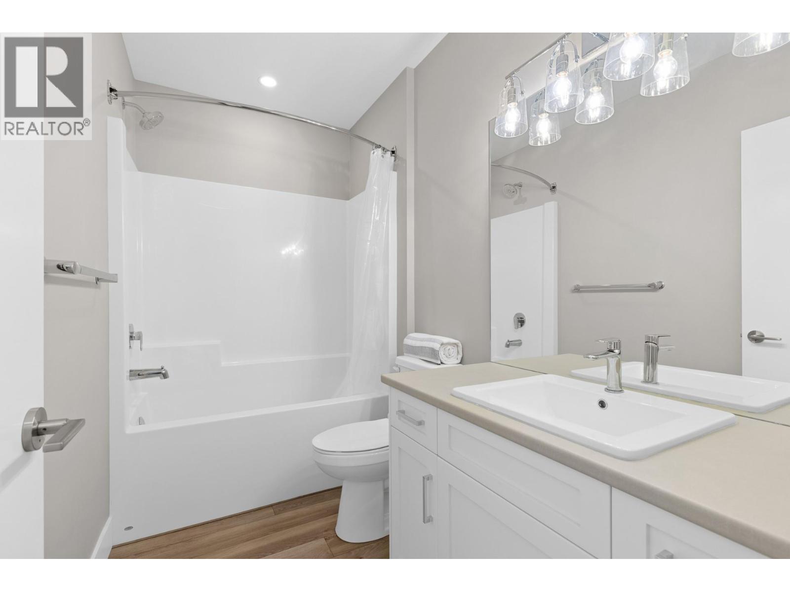 3605 Mckinley Beach Drive, Kelowna