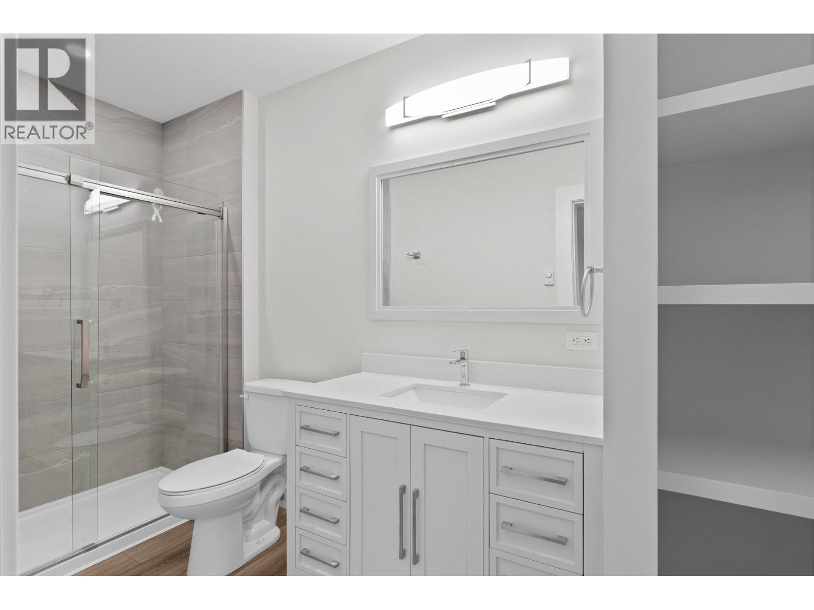 3605 Mckinley Beach Drive, Kelowna