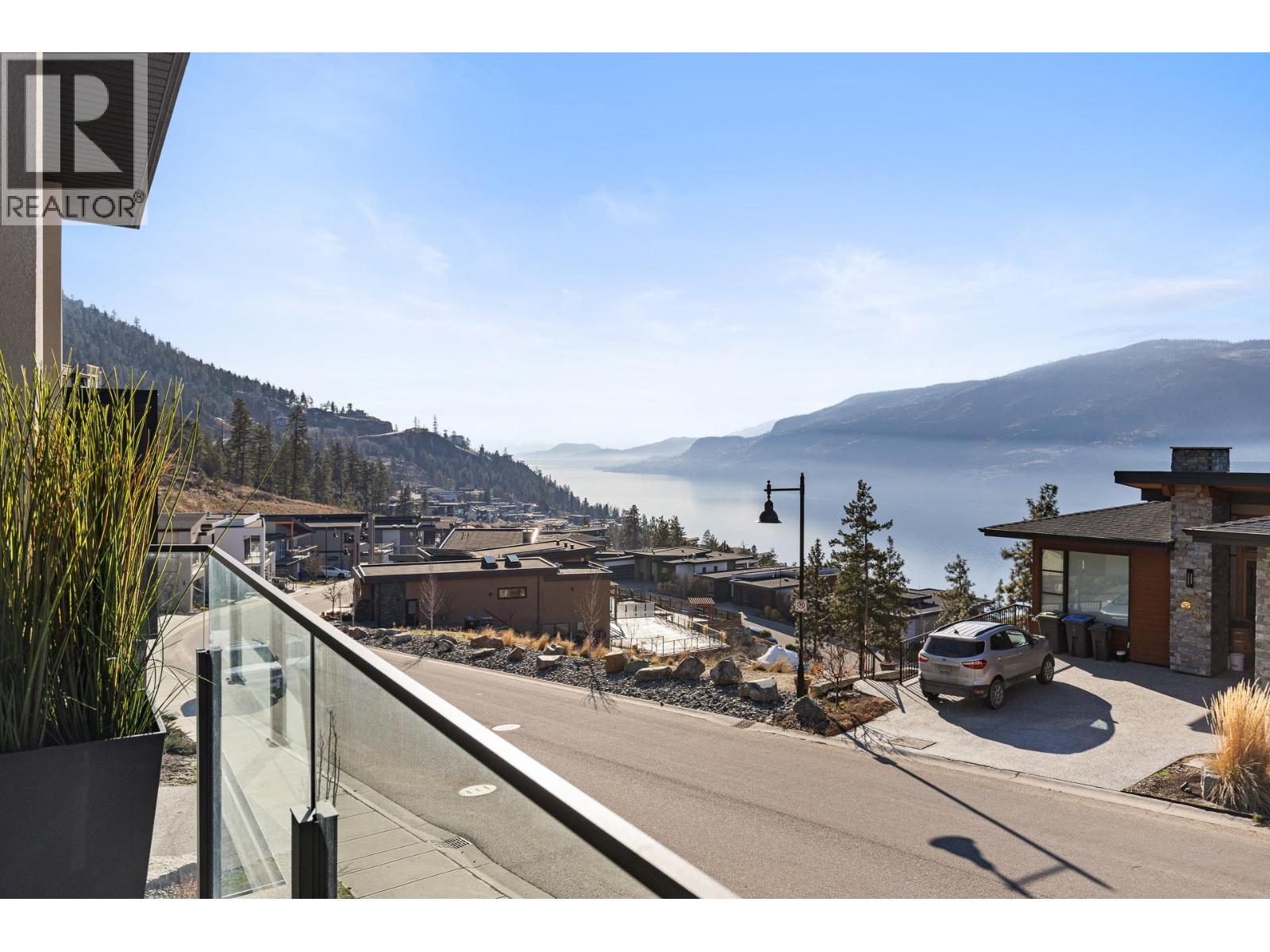 3605 Mckinley Beach Drive, Kelowna