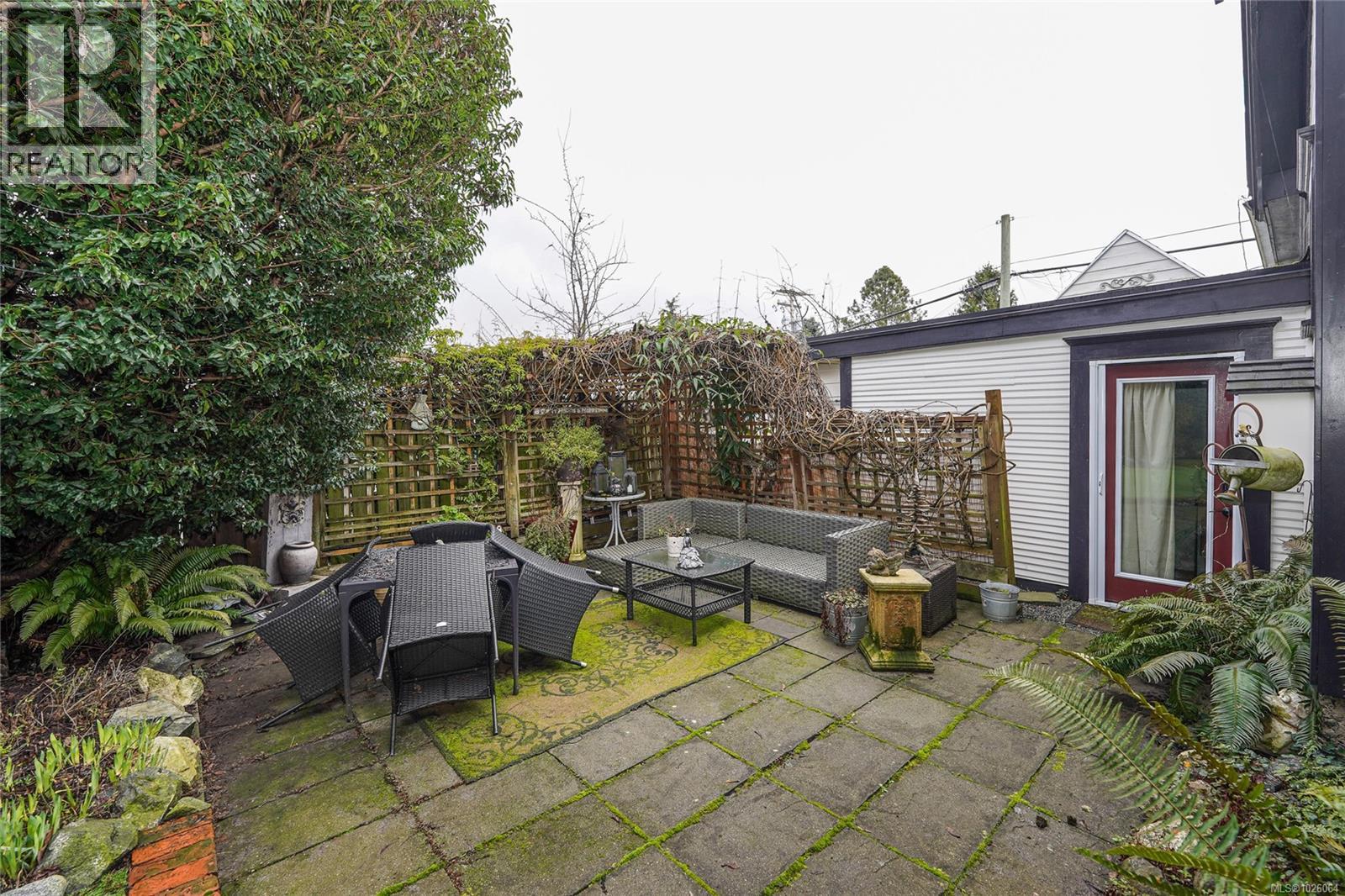  418 Hereward Road, Victoria