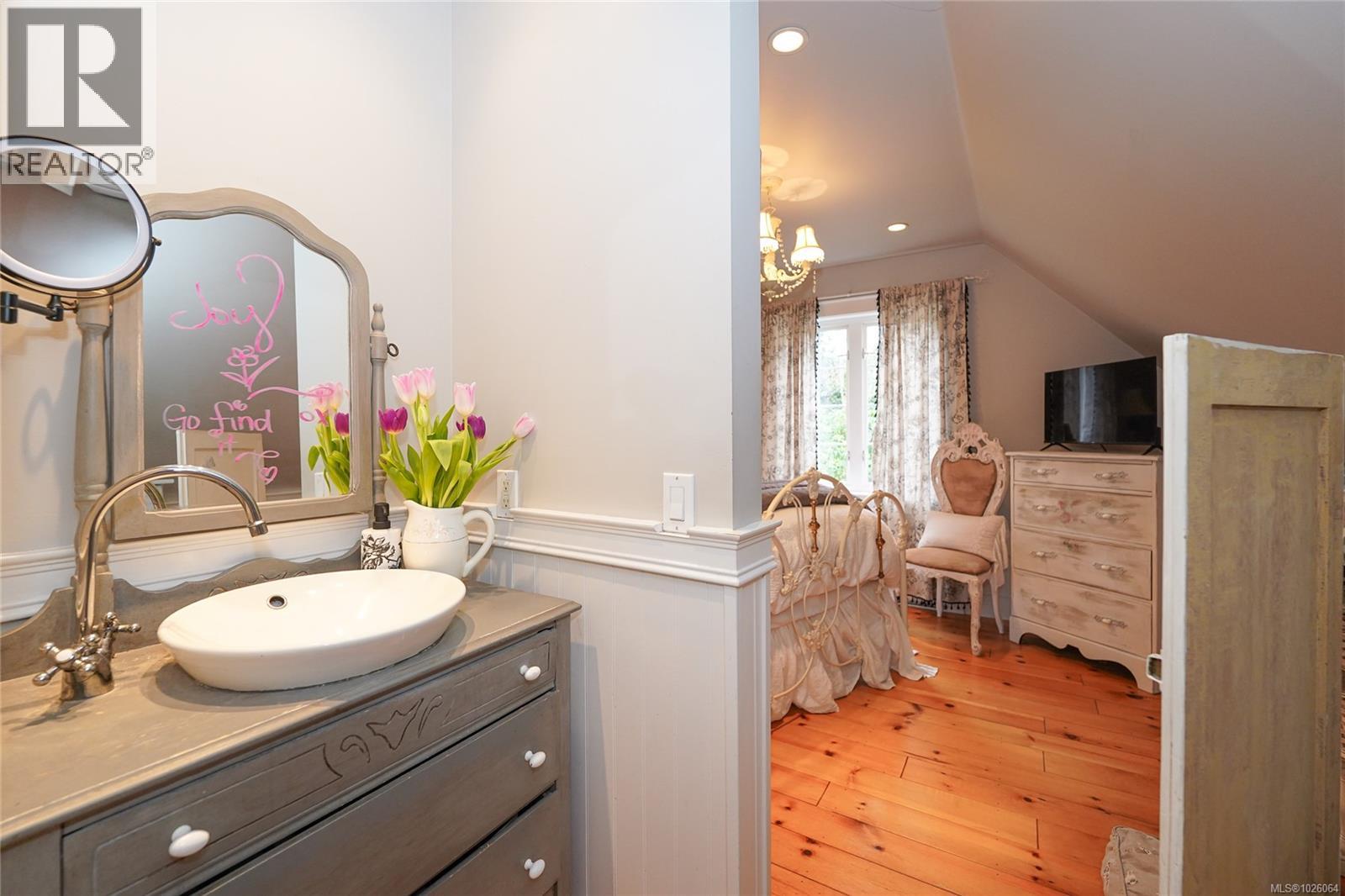  418 Hereward Road, Victoria