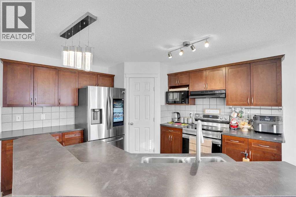 Single Family House for Sale in  Covebrook Place NE Coventry Hills Calgary 