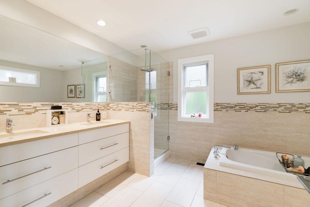 829 STEVENS STREET, White Rock