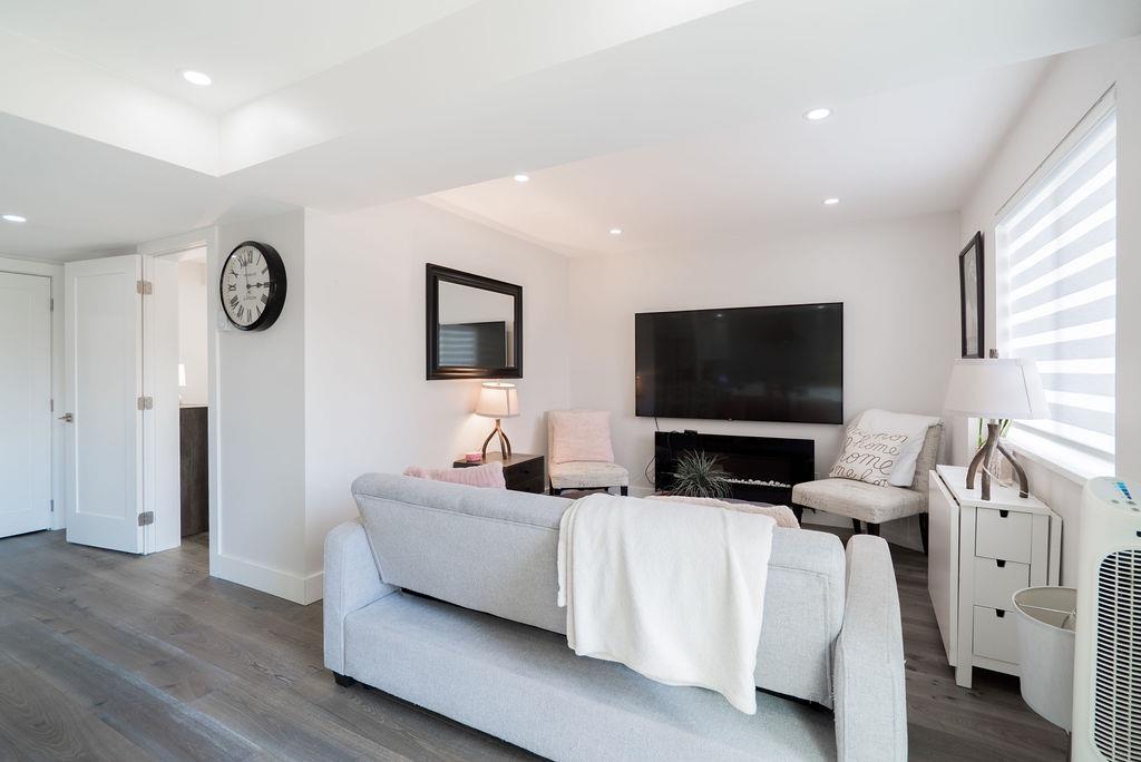 829 STEVENS STREET, White Rock