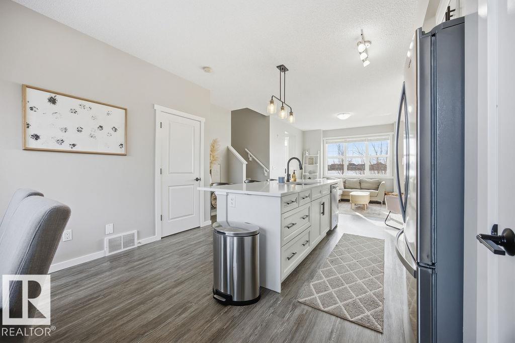 2306 GLENRIDDING BV SW, Edmonton