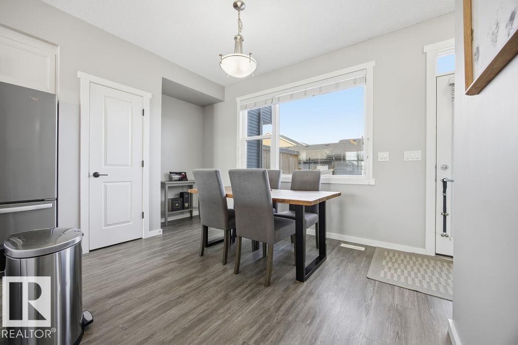 2306 GLENRIDDING BV SW, Edmonton