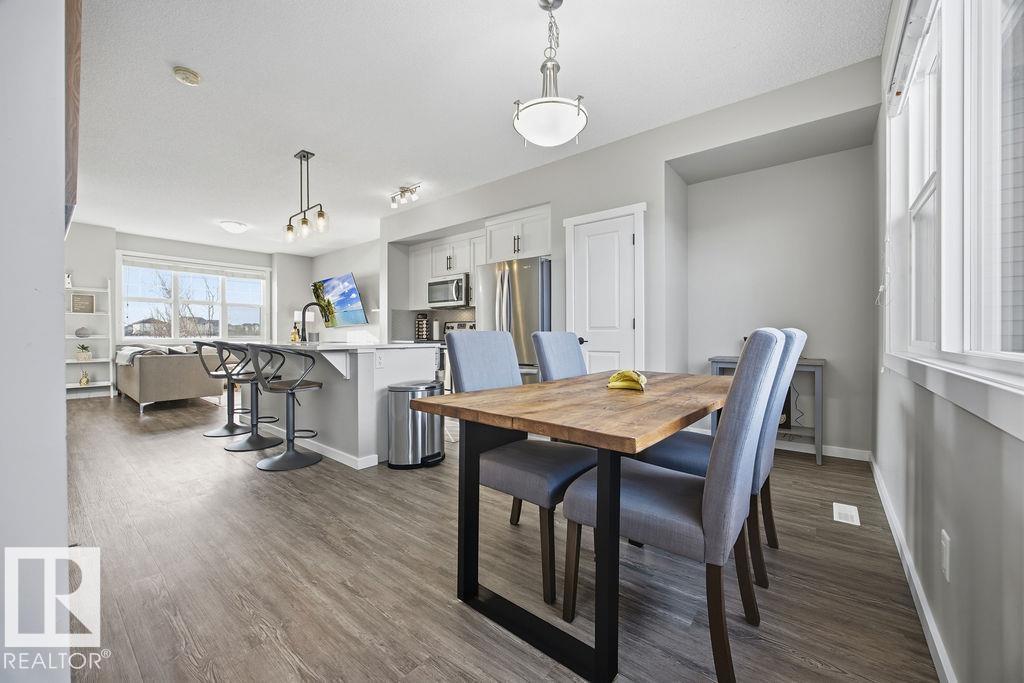 2306 GLENRIDDING BV SW, Edmonton