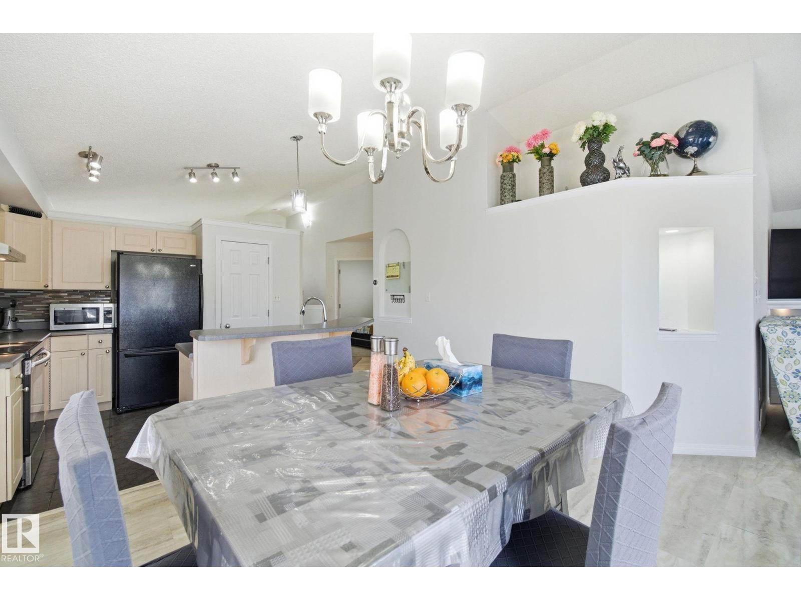 3248 22 ST NW, Edmonton