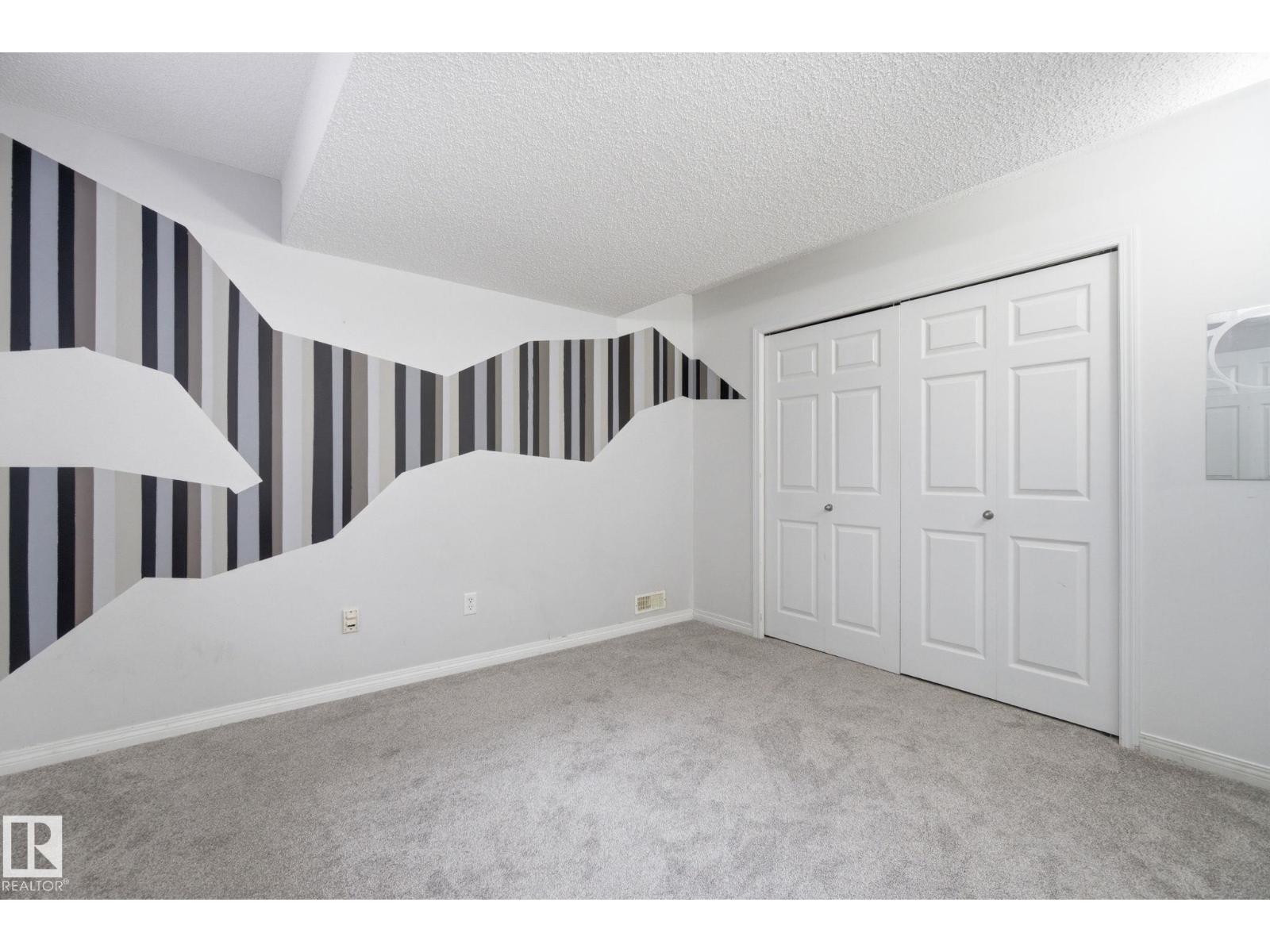 3248 22 ST NW, Edmonton