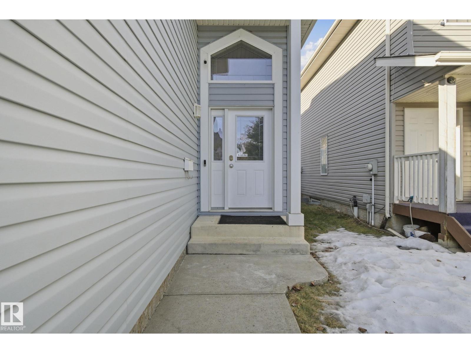 3248 22 ST NW, Edmonton