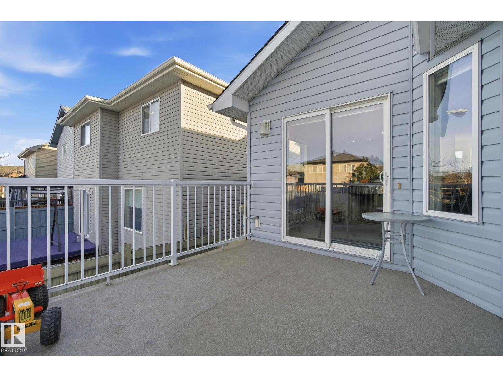 3248 22 ST NW, Edmonton