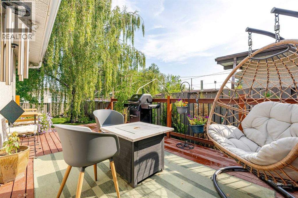 Single Family House Bungalow for Sale in  Alcott Road SE Acadia Calgary 