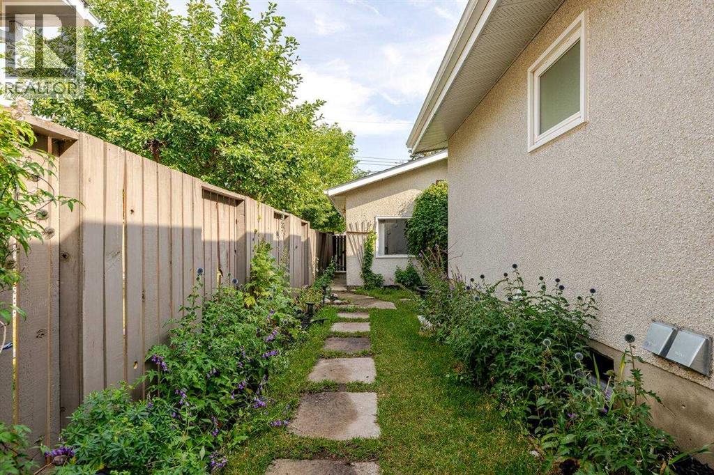 Single Family House Bungalow for Sale in  Alcott Road SE Acadia Calgary 