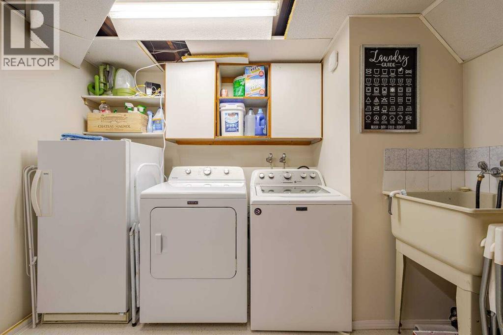 Single Family House Bungalow for Sale in  Alcott Road SE Acadia Calgary 