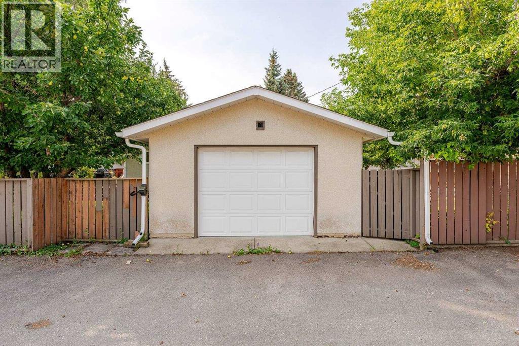 Single Family House Bungalow for Sale in  Alcott Road SE Acadia Calgary 