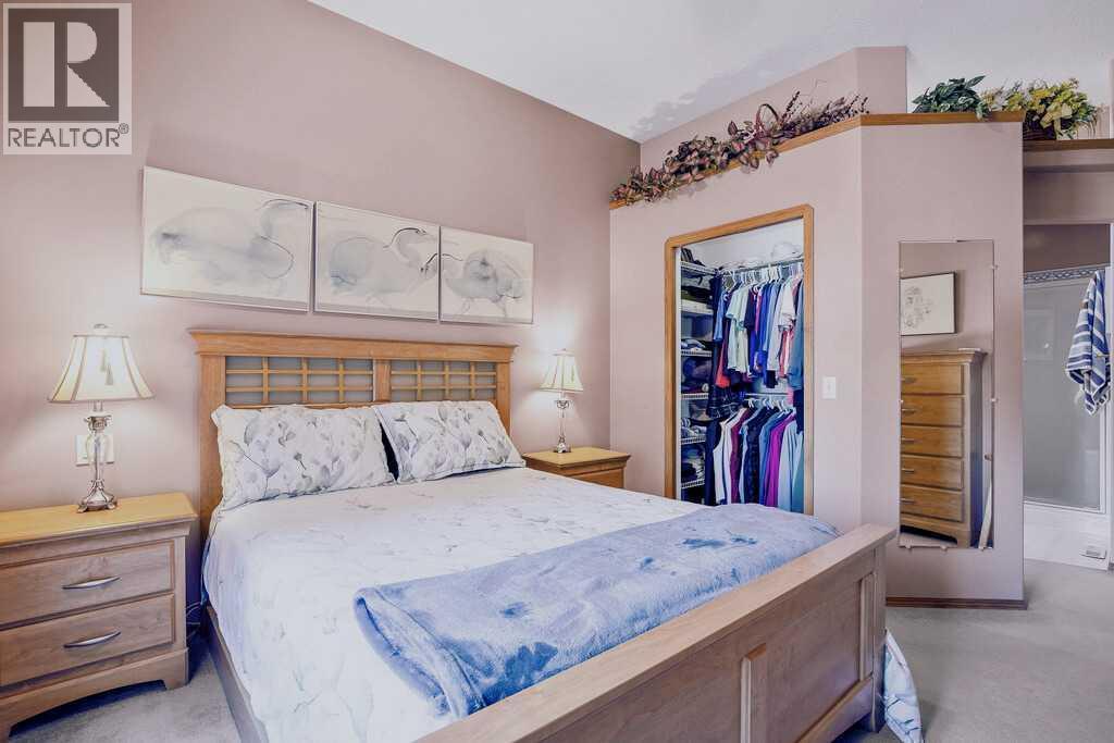 
          52 Cambridge Glen Drive
            <br/>
            <span>Strathmore</span>
            , 
            <span>AB</span>
             <span>T1P1N3</span>
         - Photo 13