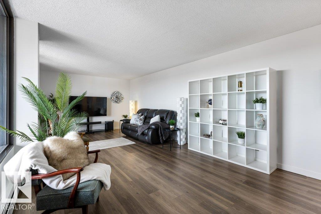 #802 8220 JASPER AV NW, Edmonton