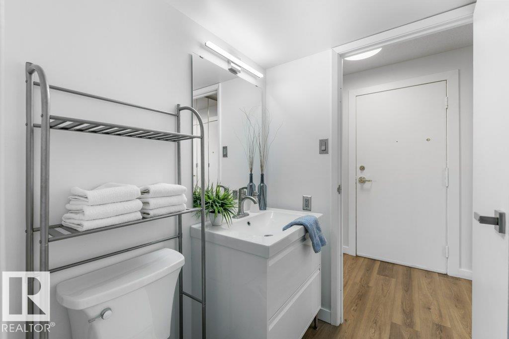 #802 8220 JASPER AV NW, Edmonton