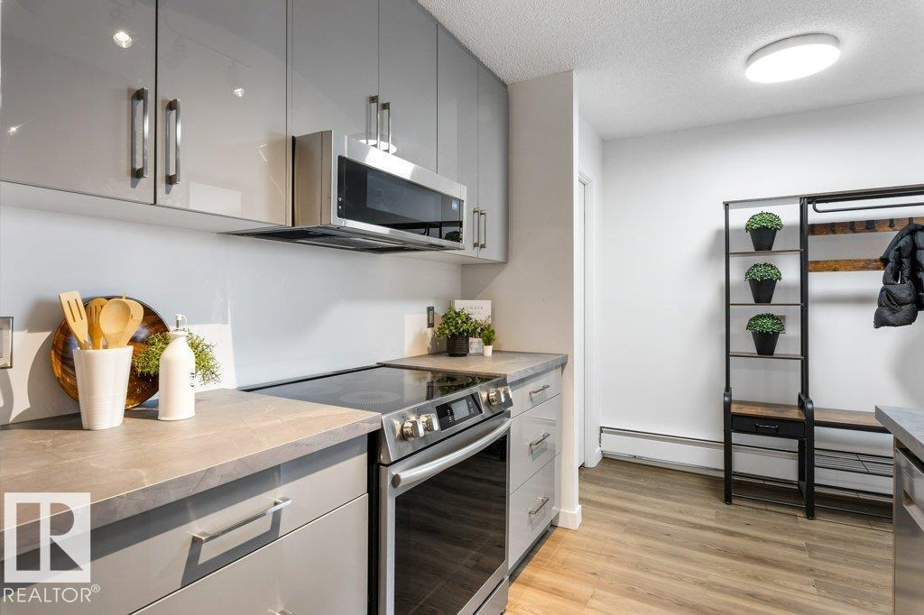 #802 8220 JASPER AV NW, Edmonton