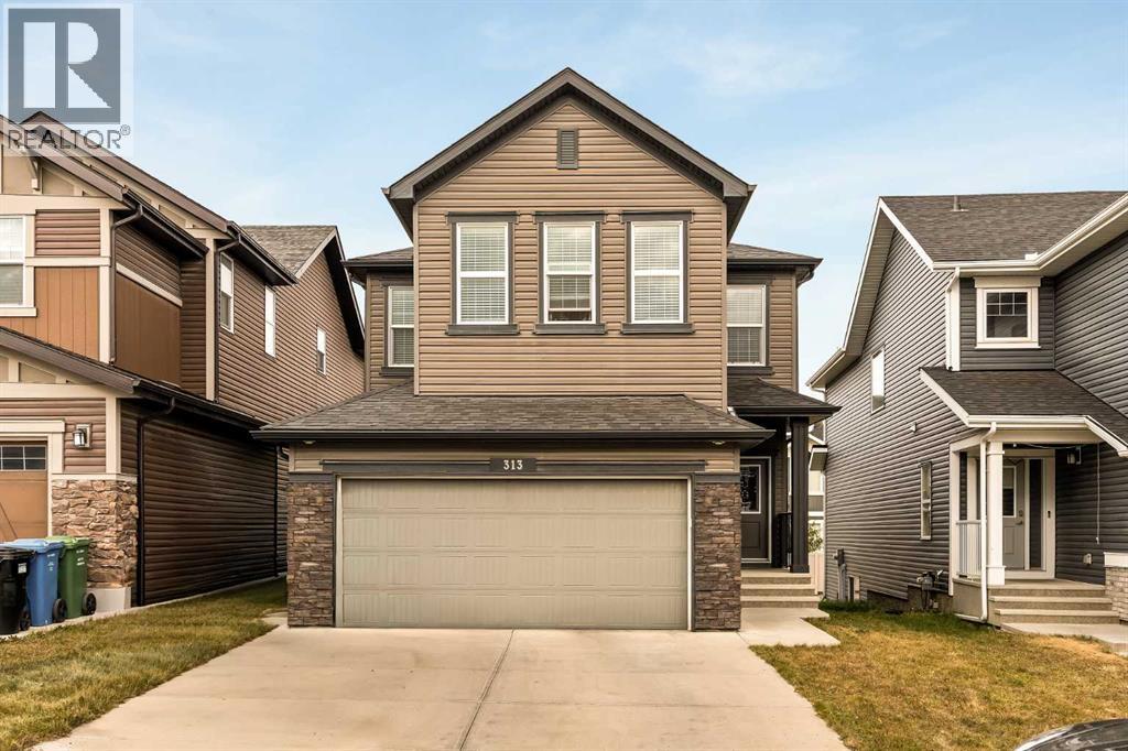 Single Family House for Sale in  Evansglen Drive NW Evanston Calgary 