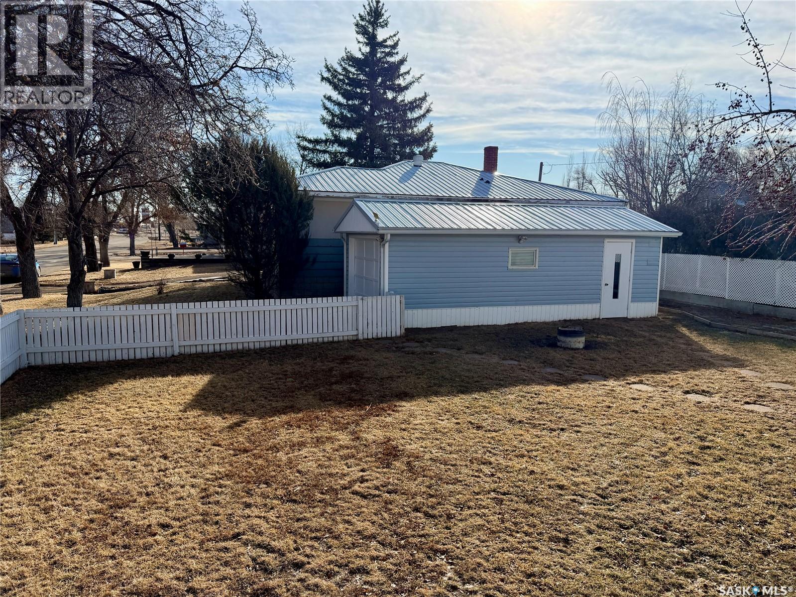 133 RAILWAY AVENUE - 31