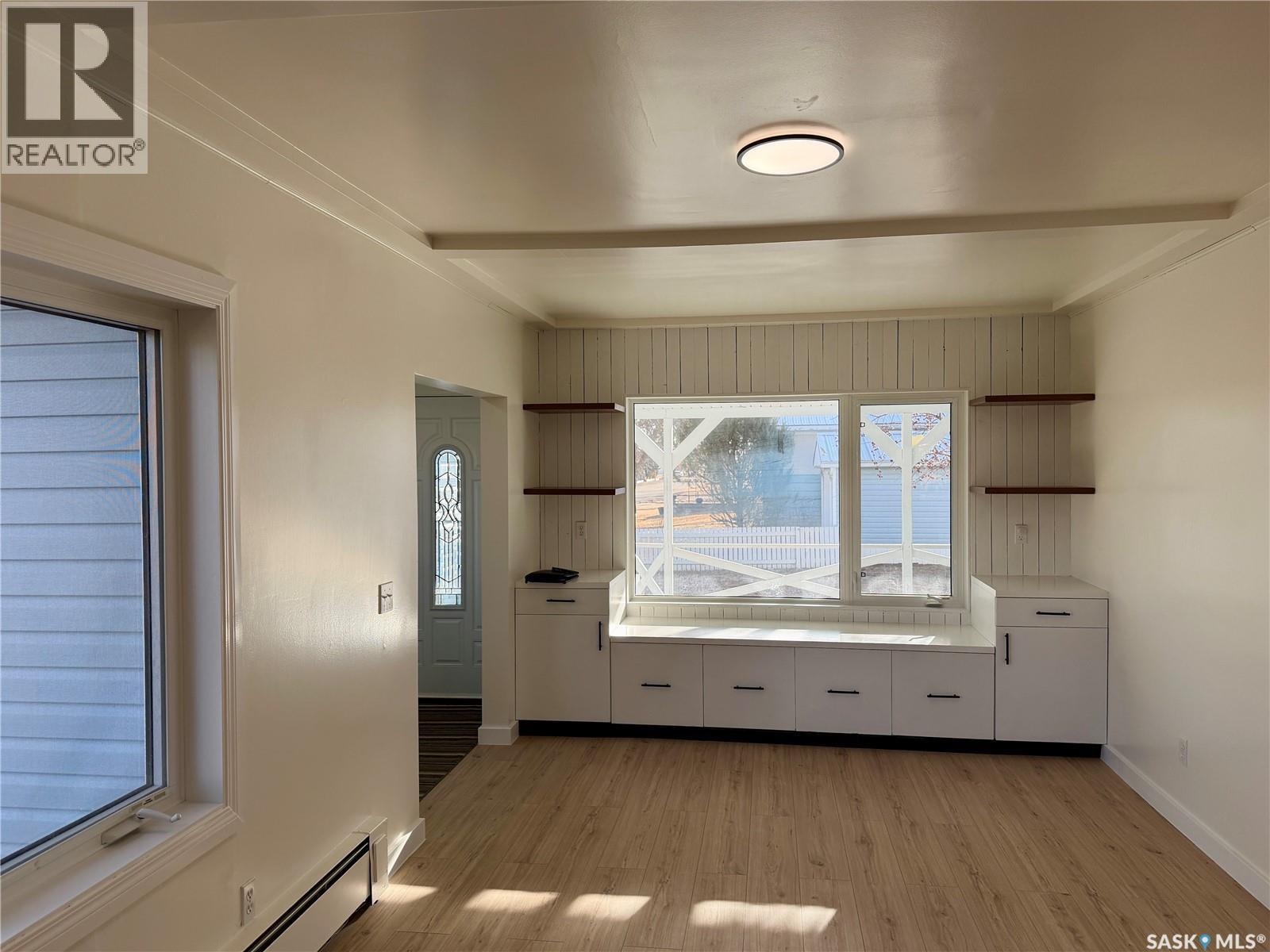 133 RAILWAY AVENUE - 8