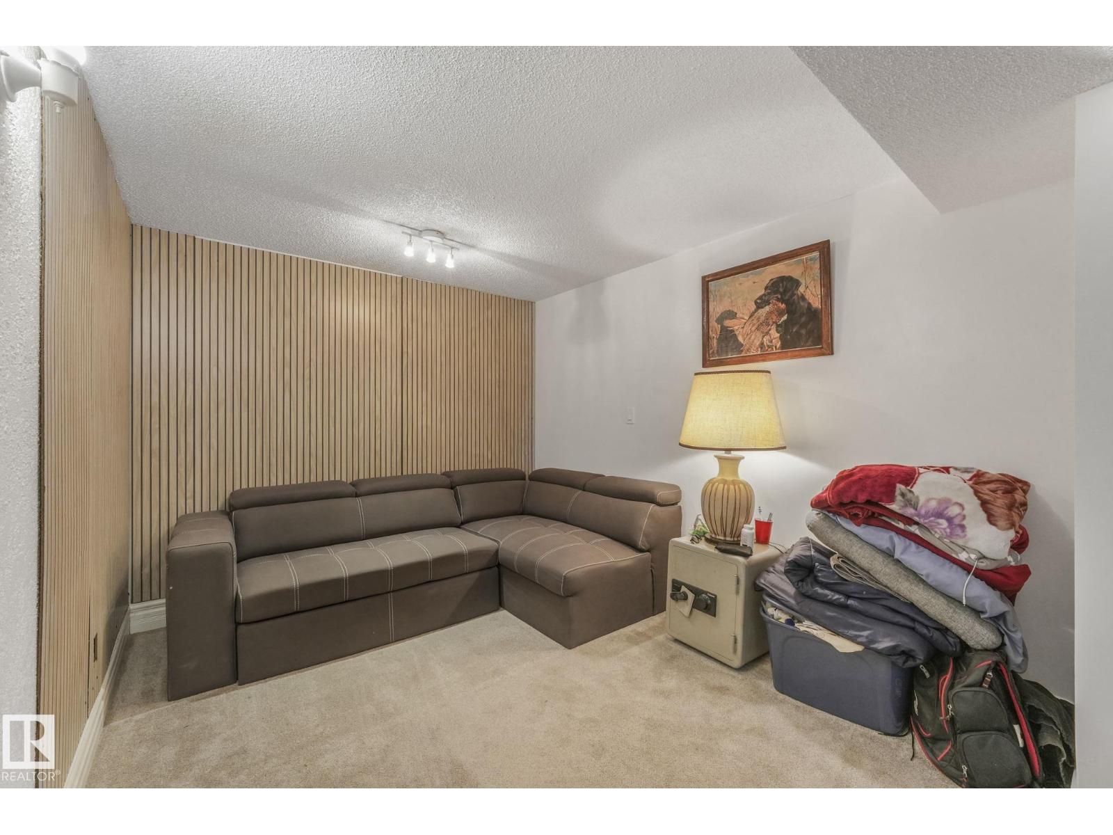 17 STARLING DR, Sherwood Park