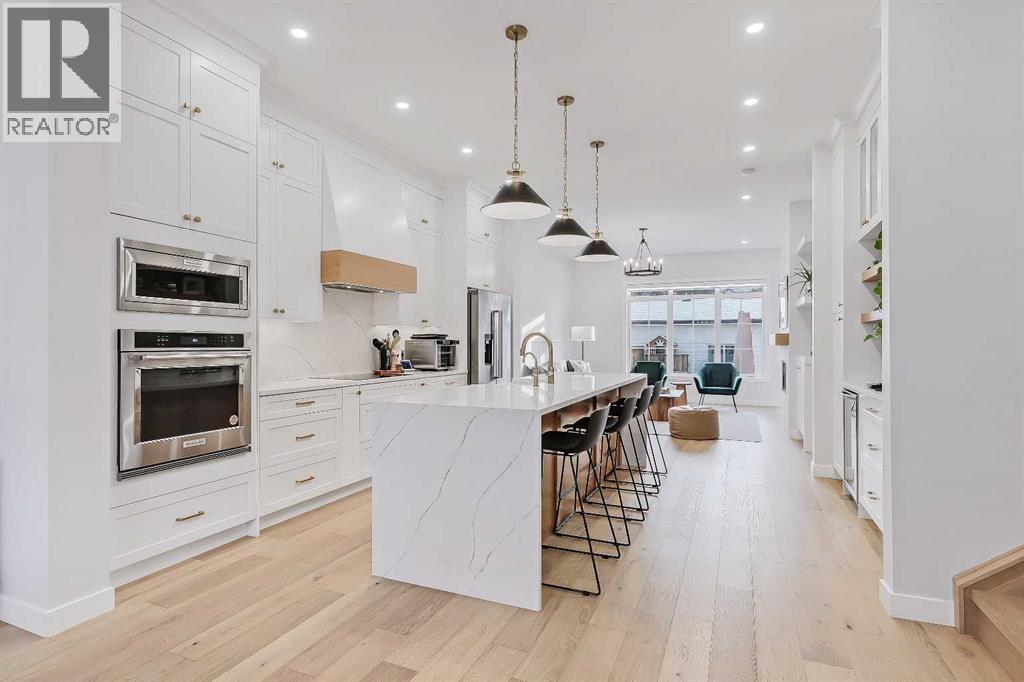 Single Family House for Sale in   Avenue SW Windsor Park Calgary 