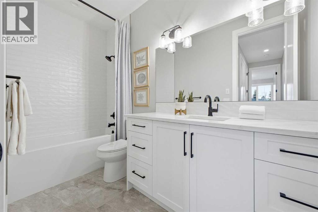 Single Family House for Sale in  West Glen Crescent SW Westgate Calgary 