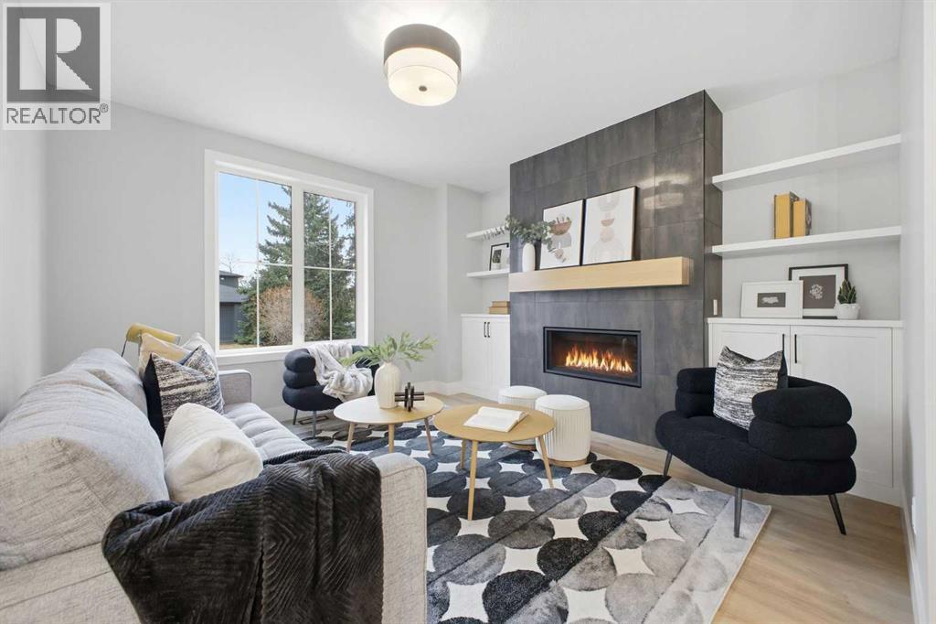 Single Family House for Sale in  West Glen Crescent SW Westgate Calgary 