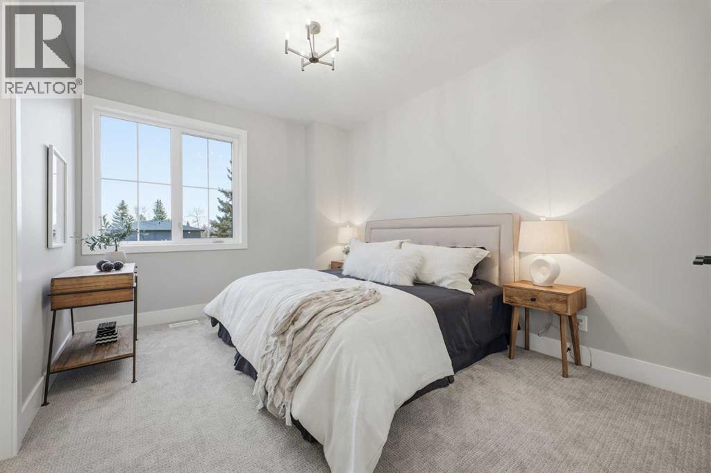 Single Family House for Sale in  West Glen Crescent SW Westgate Calgary 