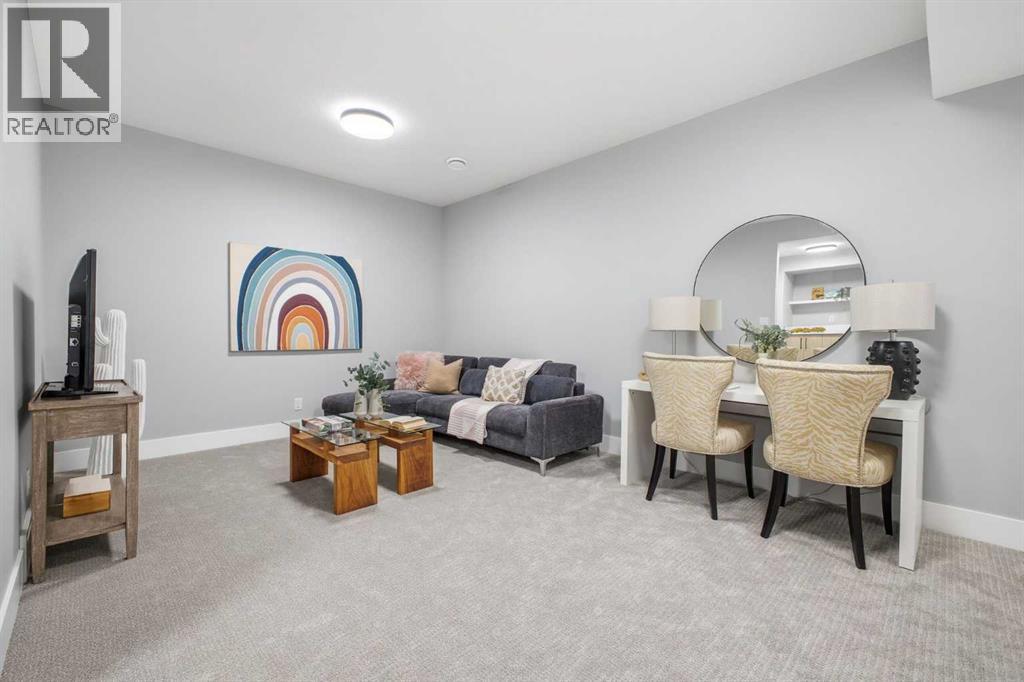 Single Family House for Sale in  West Glen Crescent SW Westgate Calgary 