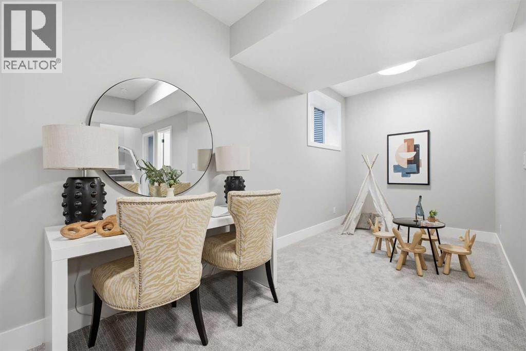 Single Family House for Sale in  West Glen Crescent SW Westgate Calgary 