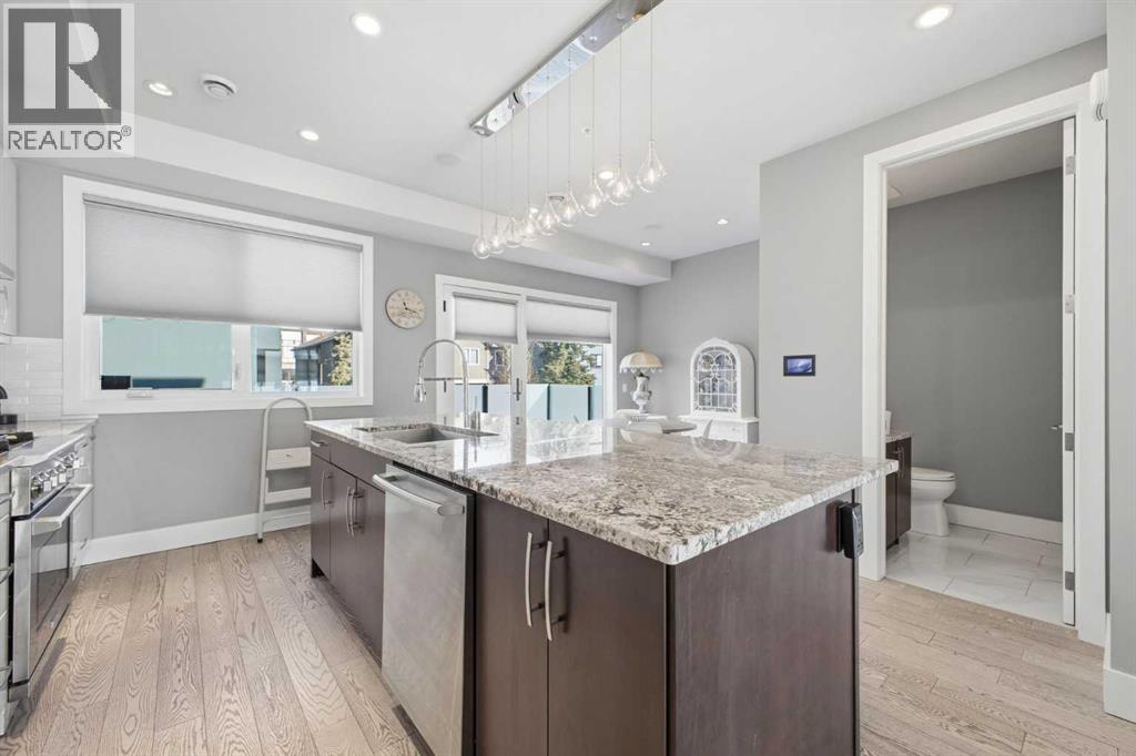 Single Family House for Sale in    Avenue SW South Calgary Calgary 