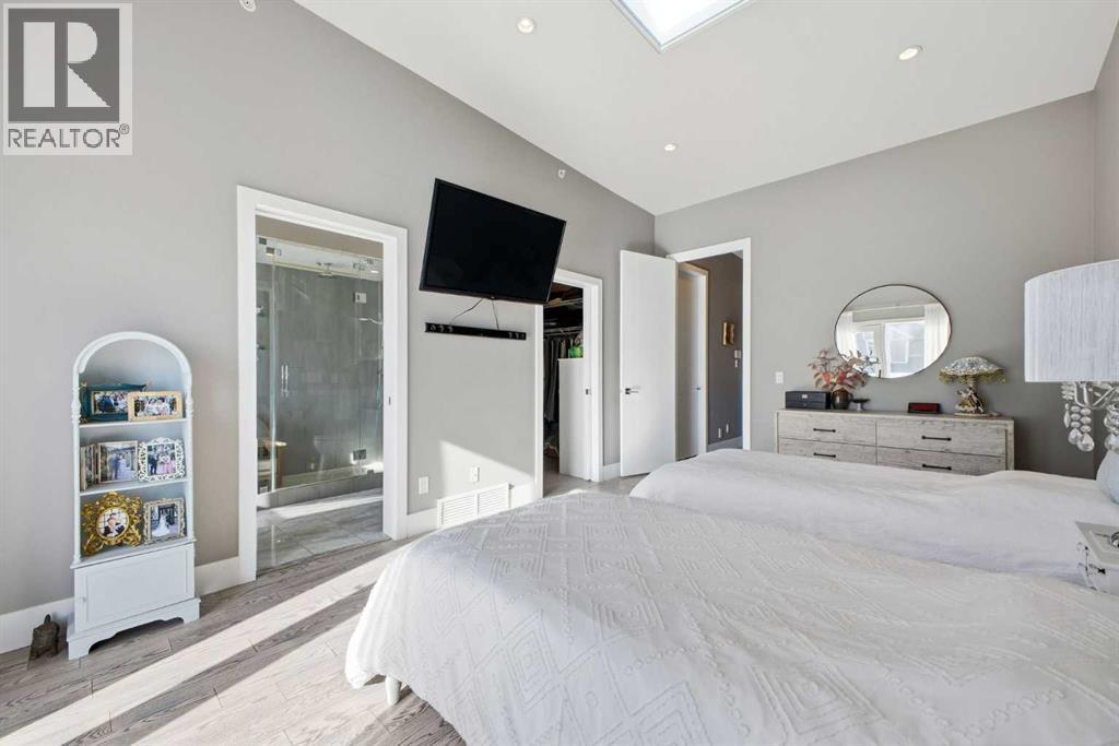 Single Family House for Sale in    Avenue SW South Calgary Calgary 