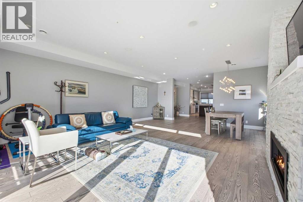 Single Family House for Sale in    Avenue SW South Calgary Calgary 