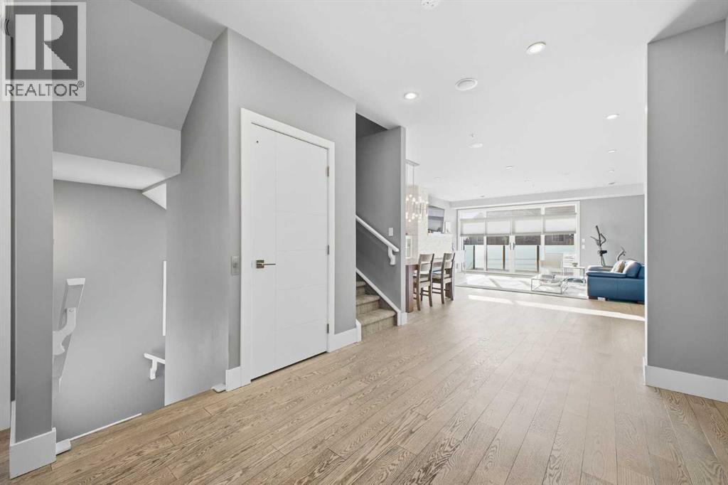 Single Family House for Sale in    Avenue SW South Calgary Calgary 