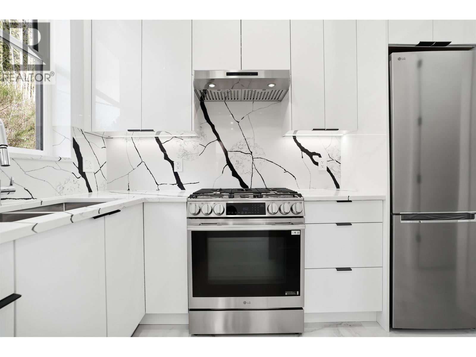 2263 MONASHEE COURT, Coquitlam