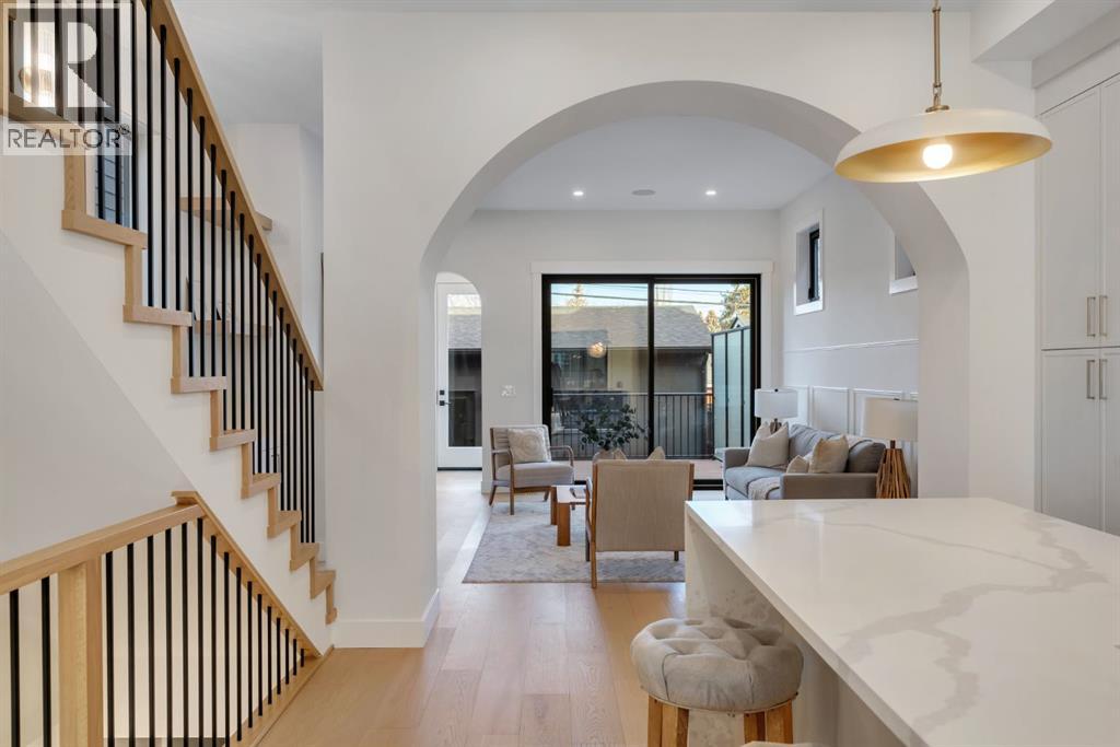 Single Family House for Sale in   Avenue SW Altadore Calgary 