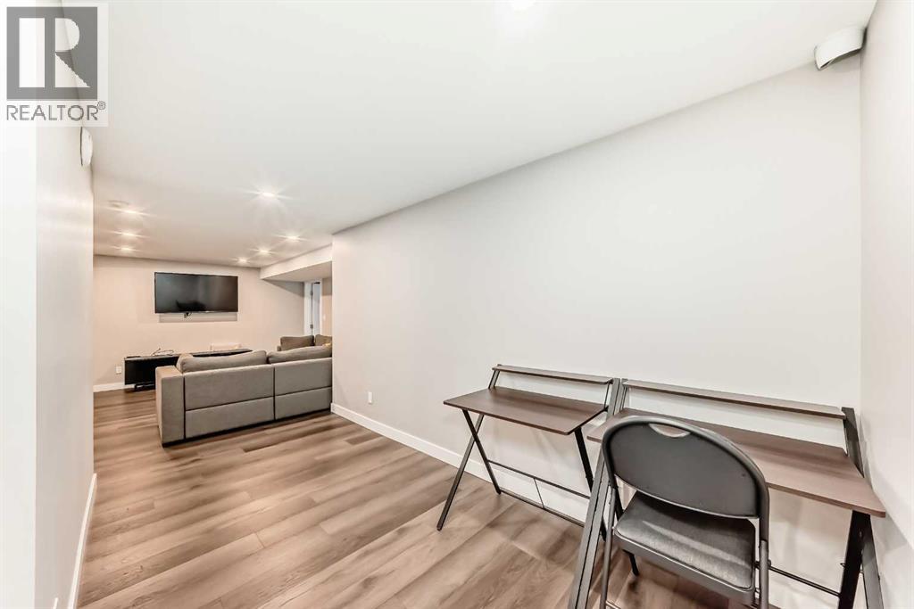 Single Family House Bungalow for Sale in  Palistone Road SW Palliser Calgary 