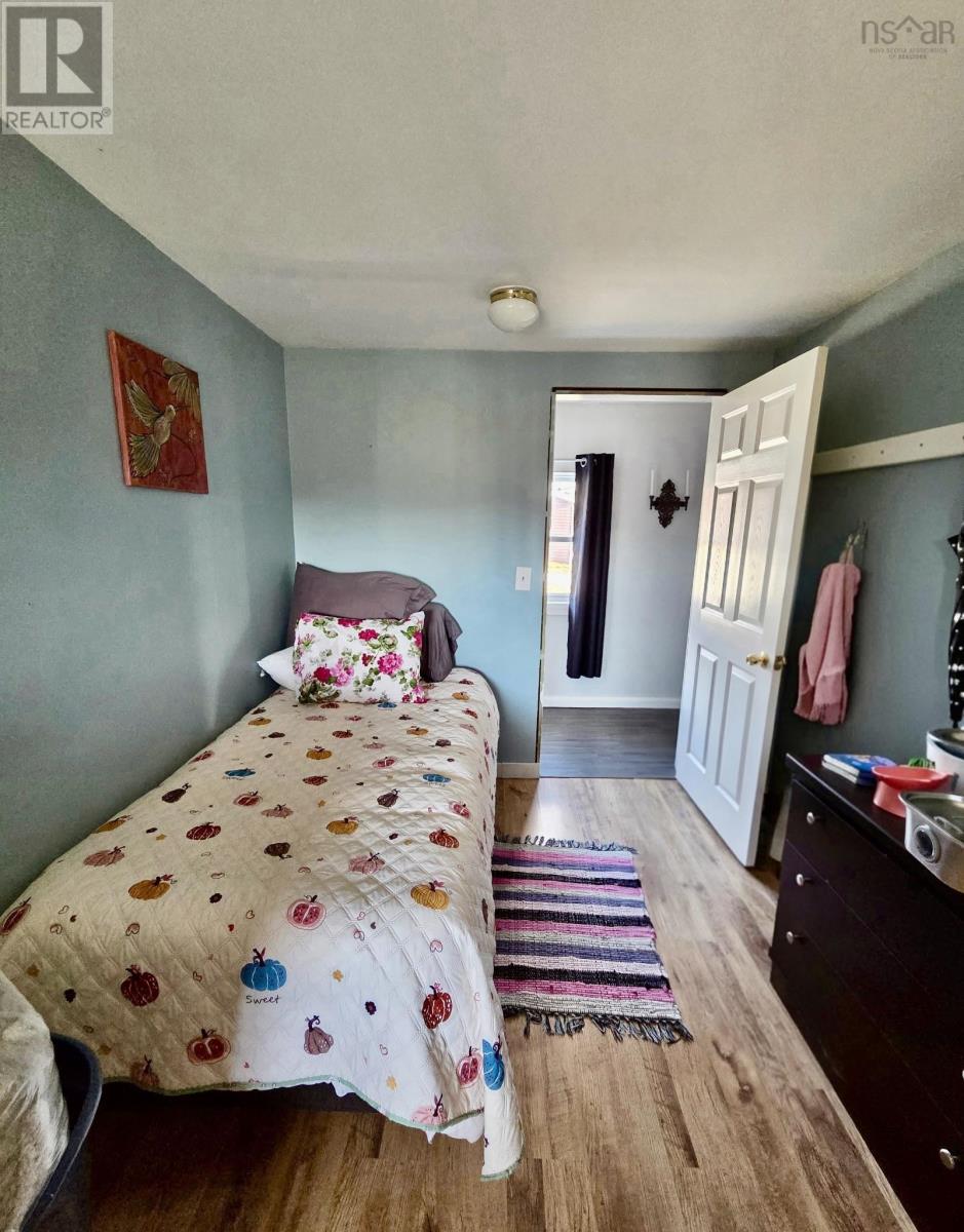 Property 21 of 26 of 22 Highview Street