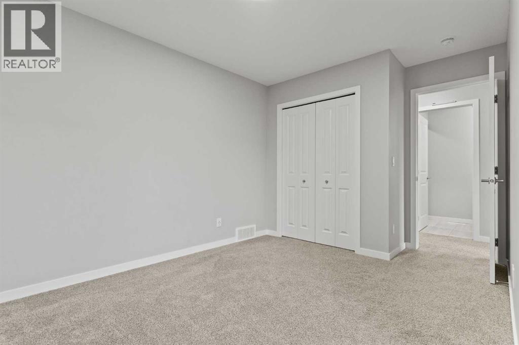 Single Family House for Sale in  Mallard Grove SE Rangeview Calgary 