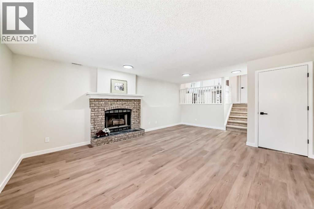 Single Family House 4 Level for Sale in  Shawinigan Drive SW Shawnessy Calgary 