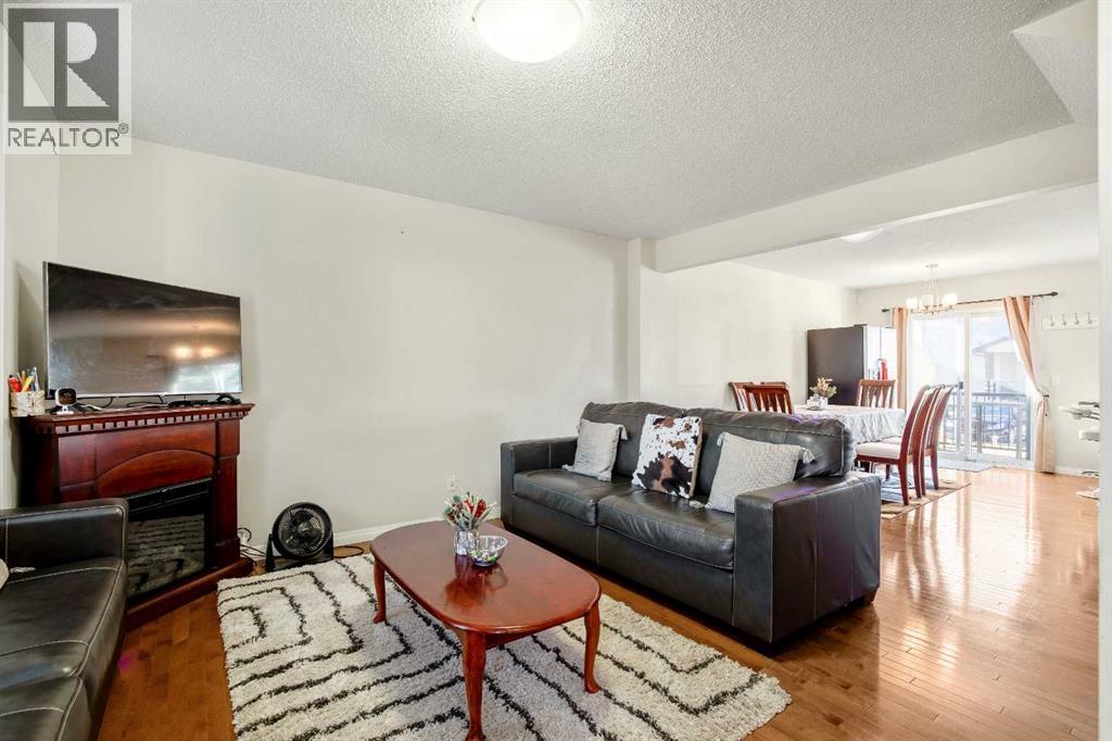 Single Family House for Sale in  Saddlebrook Drive NE Saddle Ridge Calgary 