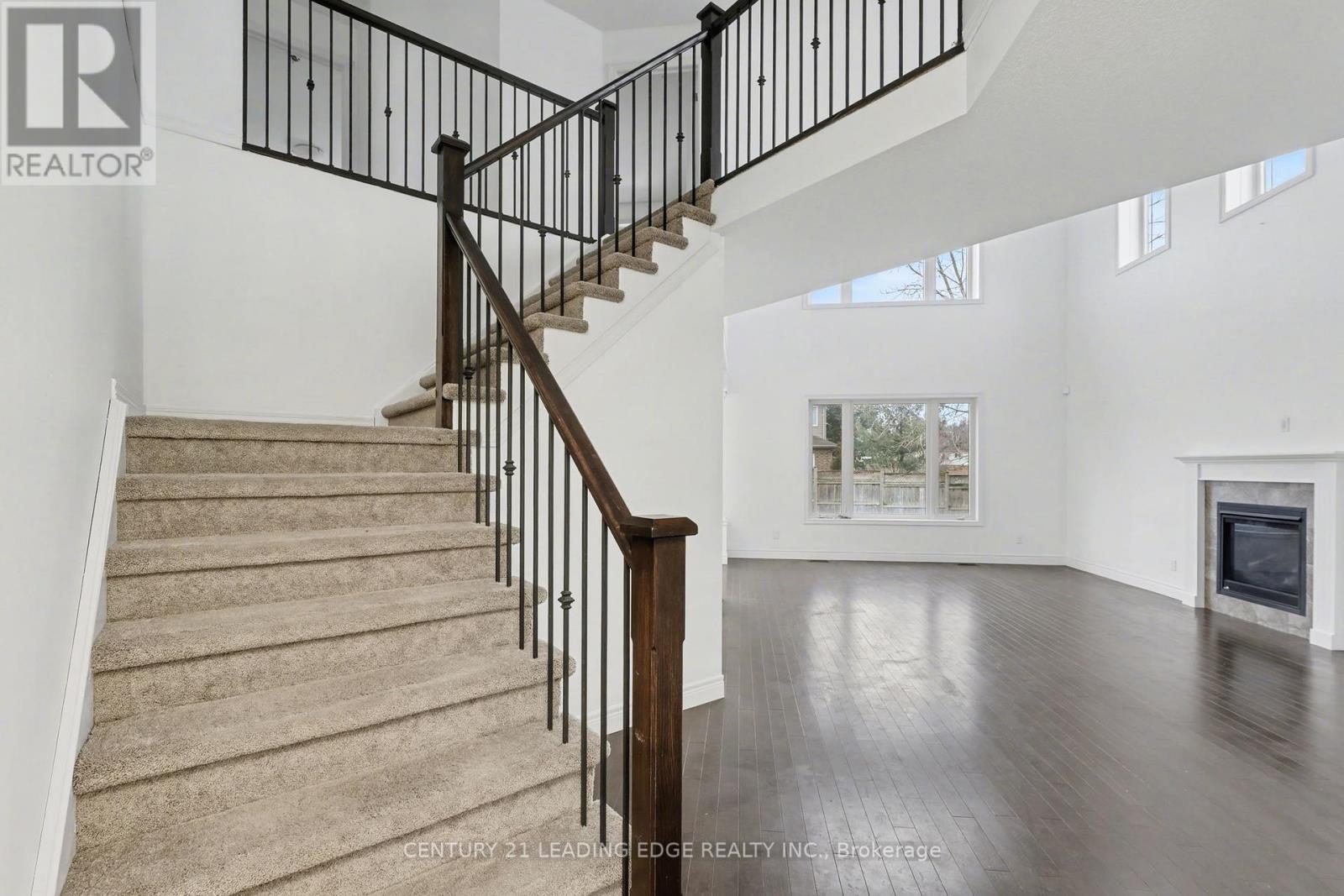 707 HALIFAX ROAD - Photo 4 of 40, Woodstock (Woodstock - North), Ontario