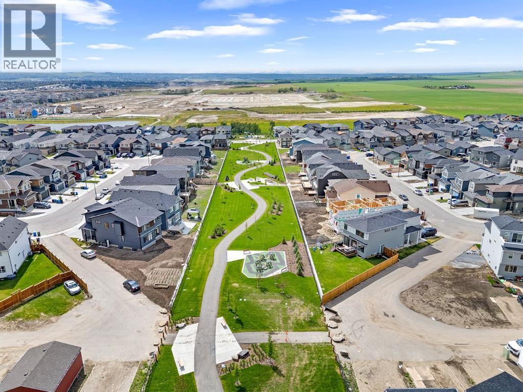 Single Family House for Sale in   Livingston Common NE Livingston Calgary 