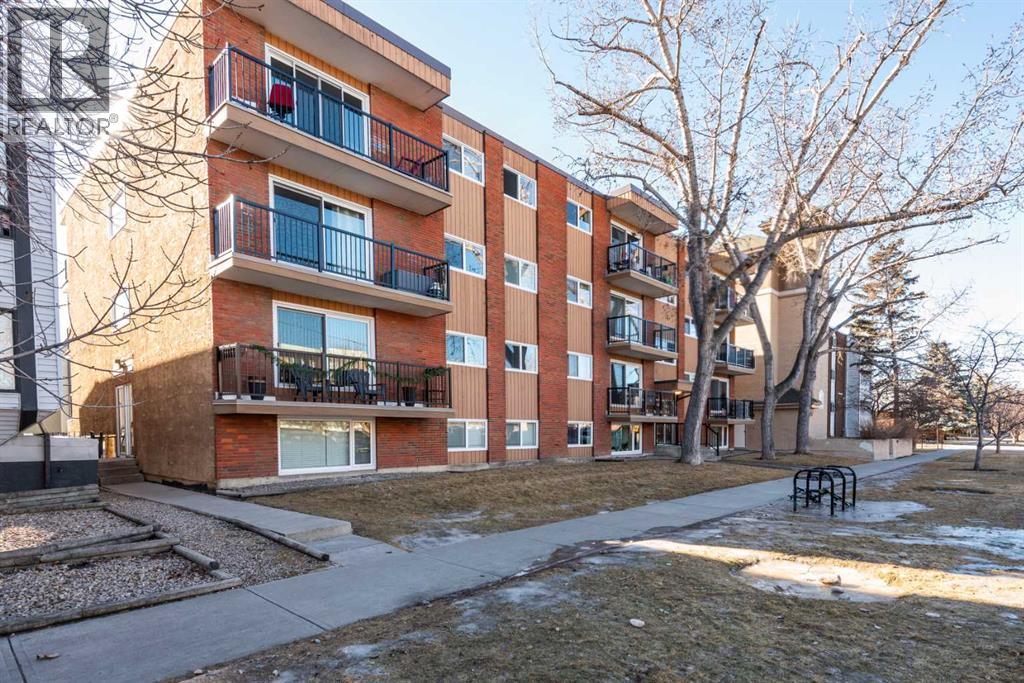 Single Family House for Sale in    Avenue SW Sunalta Calgary 