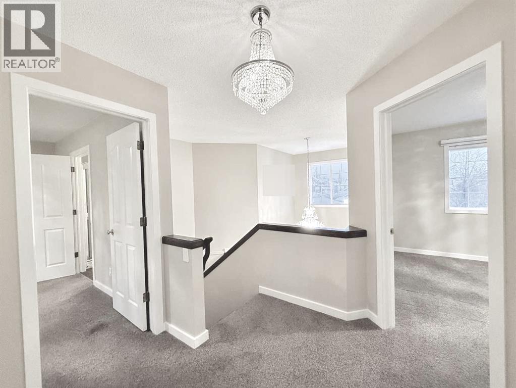 Single Family House for Sale in  Springbank Place SW Springbank Hill Calgary 