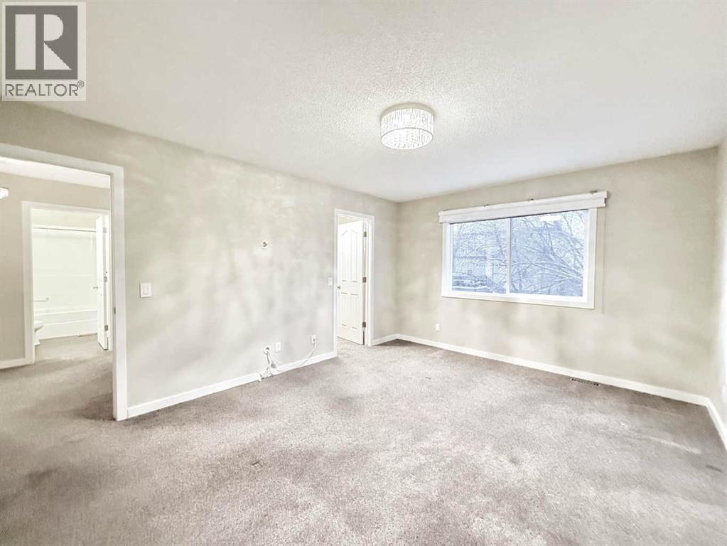 Single Family House for Sale in  Springbank Place SW Springbank Hill Calgary 
